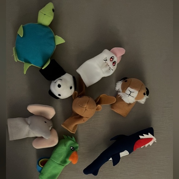 Hand puppets and Finger puppets - Picture 2 of 3